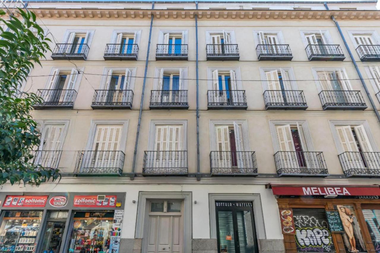Spacious Flat Puerta Del Sol Madrid Exterior photo